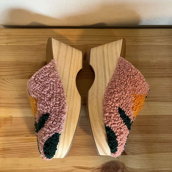Anthropologie Emily Isabella Pink Floral Wood Clogs WOOL Size 40 9.5 NEW - Picture 3 of 6